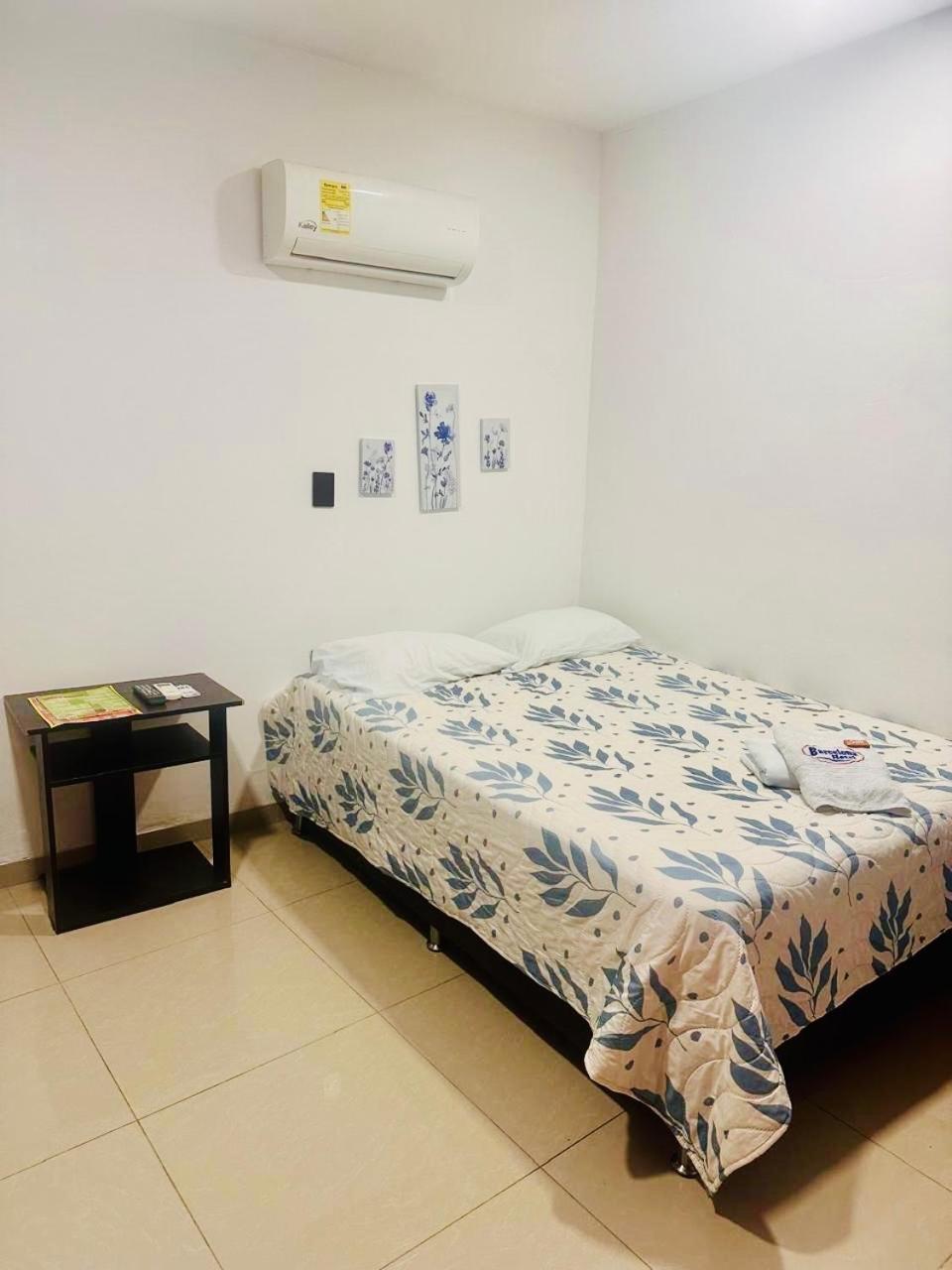 Hotel Barcelona Montería Zewnętrze zdjęcie