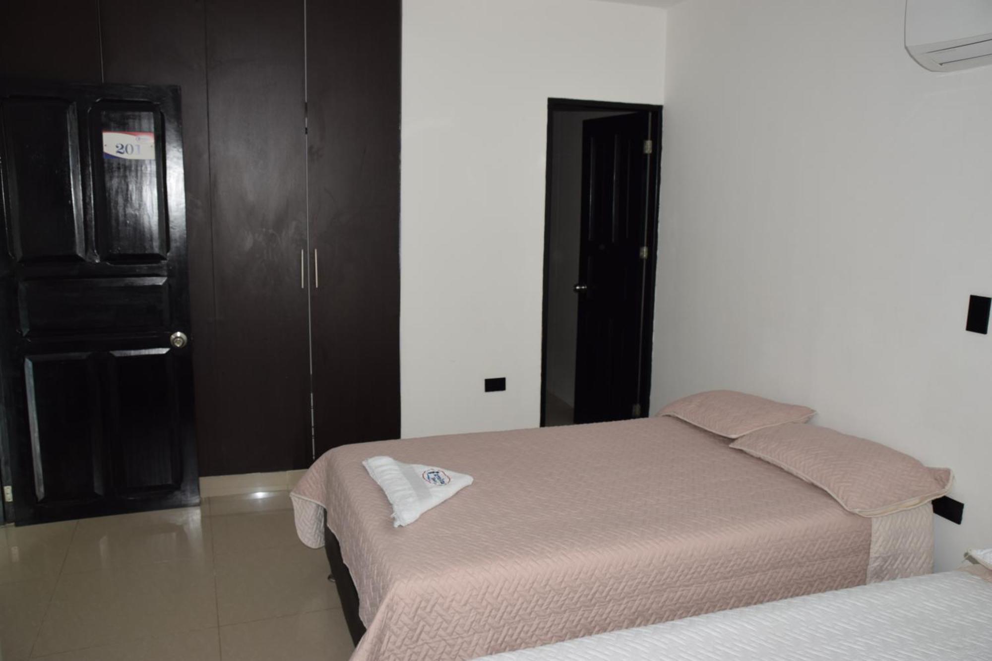 Hotel Barcelona Montería Zewnętrze zdjęcie