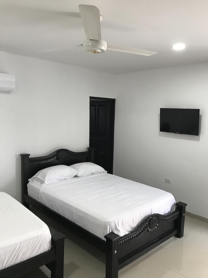 Hotel Barcelona Montería Zewnętrze zdjęcie